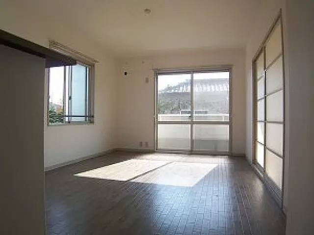 芦屋市松浜町の賃貸マンションの居間・リビング