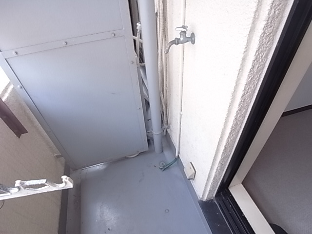 芦屋市宮塚町の賃貸マンションのバルコニー