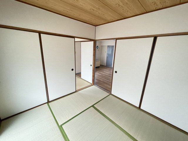 グリーンヒル芦屋の居間・リビング