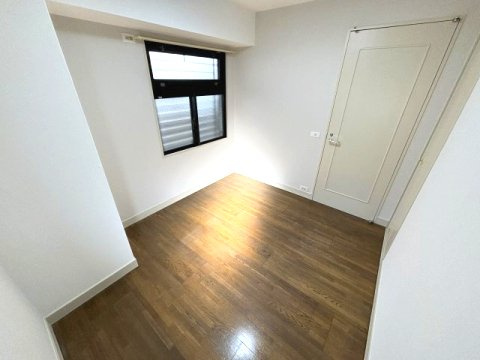 西宮市神楽町の賃貸マンションの居間・リビング