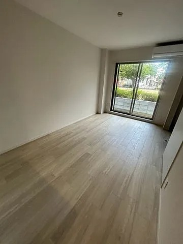 西宮市池田町の賃貸マンションの居間・リビング
