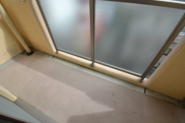 神戸市中央区日暮通４丁目の賃貸マンションのバルコニー