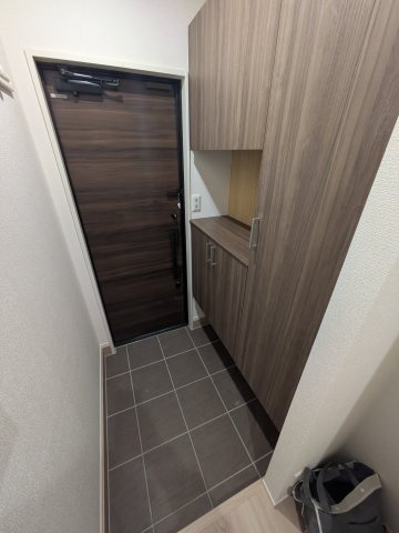 ルシアル湘南台の玄関