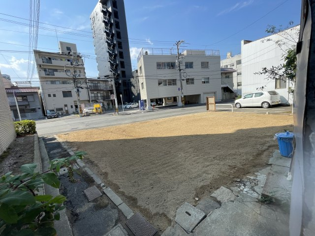 己斐本町1丁目　土地の外観|スーパー、ドラッグストア、銀行等の施設まで徒歩圏内です。