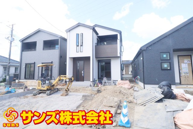 郡山市富久山町久保田字岡ノ城　　　2号棟　　　行健小学校、行健中学区の外観|南東側から見た駐外観♪