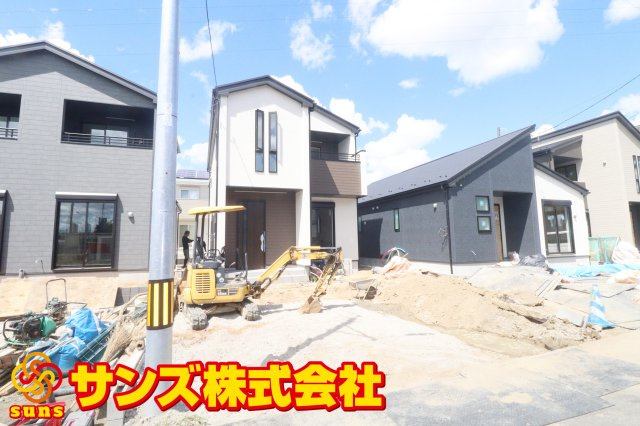 郡山市富久山町久保田字岡ノ城　　　2号棟　　　行健小学校、行健中学区の外観|南西側から見た外観♪