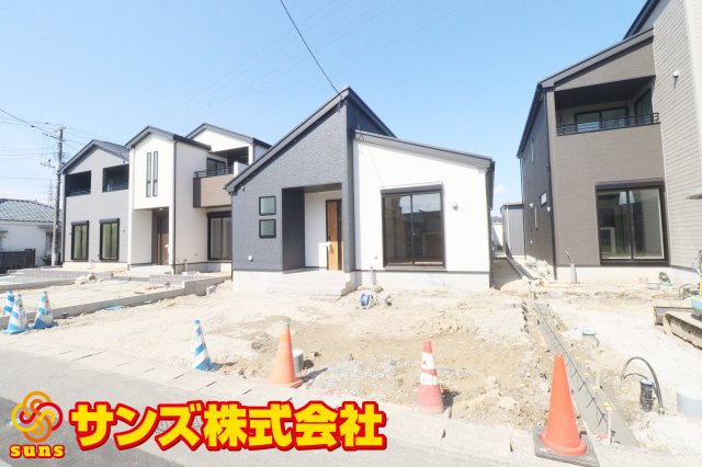 郡山市富久山町久保田字岡ノ城　　　３号棟　　　行健小学校、行健中学区の外観|南側から見た外観♪