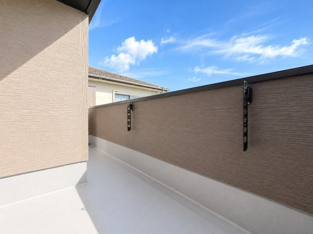 東近江市長勝寺町のバルコニー