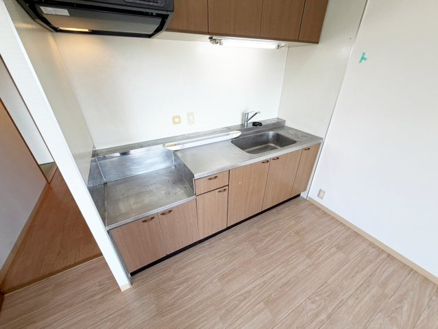 プレステージ上山手のキッチン