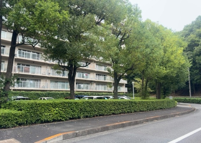【構造・工法・仕様】 | シーアイハイツ町田Ｃ棟 | ＲＣ造は、鉄筋とコンクリートを一体化させた構造材を柱や梁などに用いる構造です。耐震性や耐久性にすぐれています。