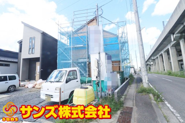 郡山市富久山町久保田字岡ノ城　　　5号棟　　　行健小学校、行健中学区の外観|南東側から見た駐外観♪