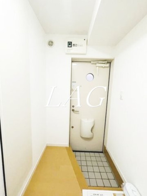 【玄関】 | アジュール中野 | 玄関です。