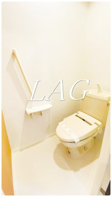 【トイレ】 | カンフルツリーハウス | トイレです。