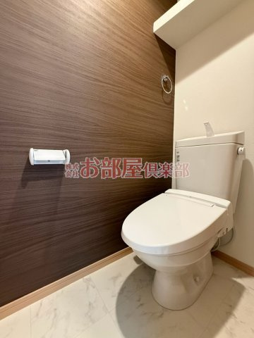メゾンソレイユ久留米Aのトイレ|ゆったりとした空間のトイレです