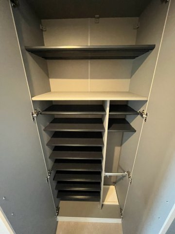 クレヴィスタ戸田の収納