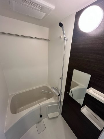 クレヴィスタ戸田の浴室