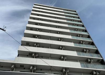 【構造・工法・仕様】 | ＭＡＸＩＶ八王子ＤＵＥ | ＲＣ造、Reinforced Concreteは直訳すると補強されたコンクリートです。主に柱や梁・床・壁が鉄筋とコンクリートで構成おり、鉄筋を組んだ型枠にコンクリートを流し込んで固めたものを指します。
