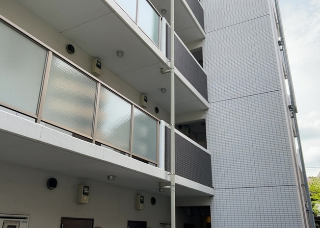 【内装】 | ＭＡＸＩＶ八王子ＤＵＥ | 共用部分は、一棟の建物に住む区分所有者全員が共同で所有するとし、共用部分の管理、補修などは、区分所有者で形成される管理組合が行います。個人の判断で勝手に変更することはできませんので覚えておきましょう。