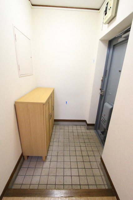 メゾン寿ゞ喜の玄関|同物件の参考写真のため、現況を優先します。