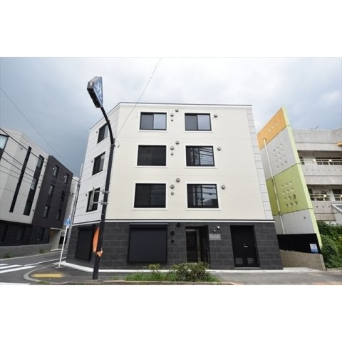 アクロスアベニュー中野新井の外観|建物外観を気になさる方へ、見た目の良い物件です