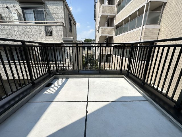 ＧＲＡＮ ＰＡＳＥＯ等々力のバルコニー|バルコニーがあります