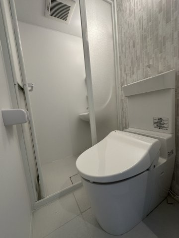 ｍａｉｓｏｎ ＳＡＮＧＵＢＡＳＨＩ Ⅱのトイレ|ゆったりとした空間のトイレです