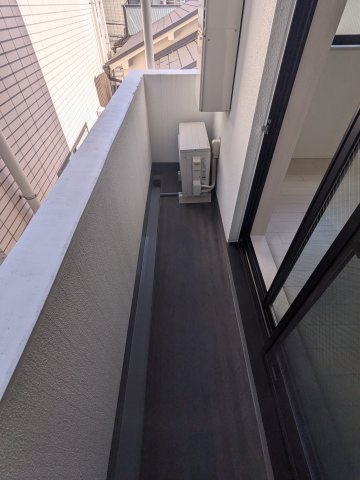 エルファーロ中野新井薬師のバルコニー|開放的で明るい空間を演出してくれるバルコニーです