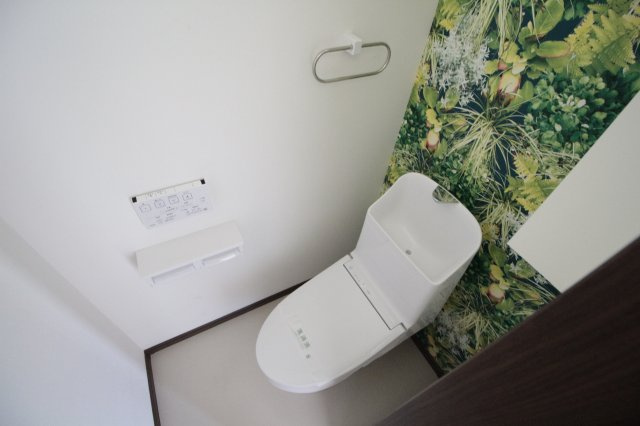 AQUE21のトイレ|温水洗浄便座あり
※他号室の写真です。
