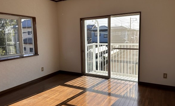 【洋室】 | 九十九里町片貝　中古戸建 | 広々とした洋室です