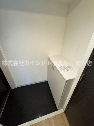 サンライズ都島の内装|明るい室内です