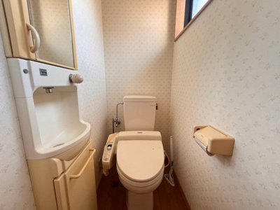 【トイレ】 | 東金市下武射田　中古戸建 | シンプルで使いやすいトイレです