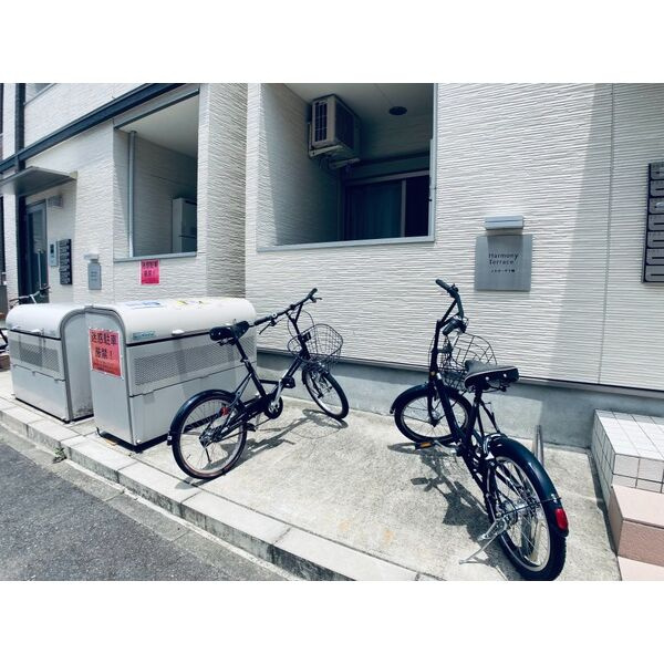 エルカーサ千種　名古屋市賃貸　仲介手数料無料の駐車場