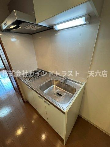 サンシャイン都島のキッチン|お料理しやすいキッチンです