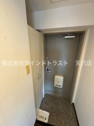 ディナスタビルの玄関|シンプルで使いやすい玄関です