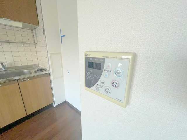 ロイヤル三国の設備