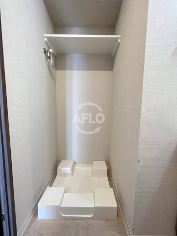 エスグランデ難波グランツのトイレ|ミラージュパレス難波グランツ　洗濯機置場