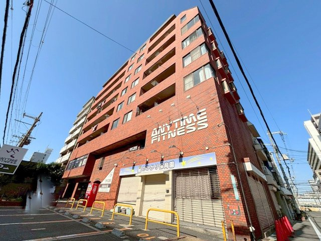 オークヒルズの外観