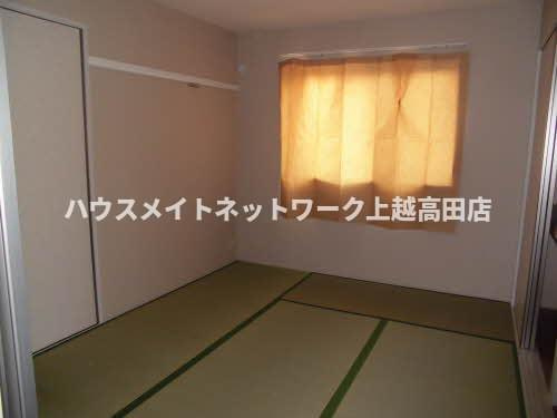 ヴィラージュⅡの和室|和室5.9帖