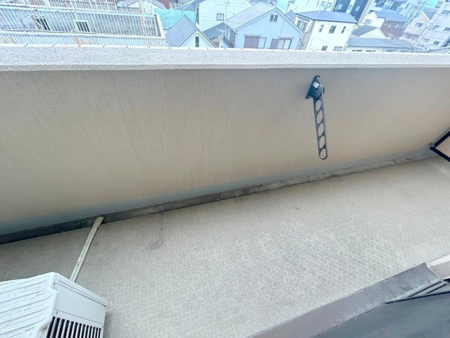 アエラスのバルコニー