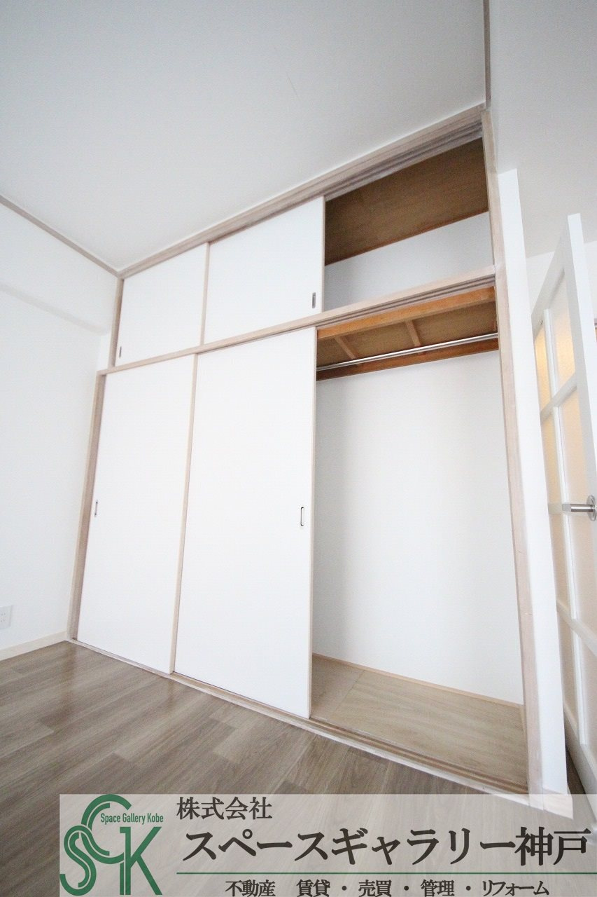 入江の収納|※お部屋により仕様が異なる場合があります。