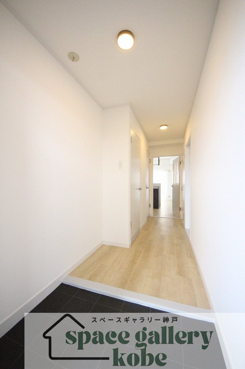入江の玄関|※お部屋により仕様が異なる場合があります。