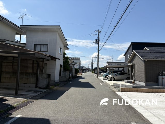 山形市あかねヶ丘１丁目【新築建売】の前面道路含む現地写真|前面道路