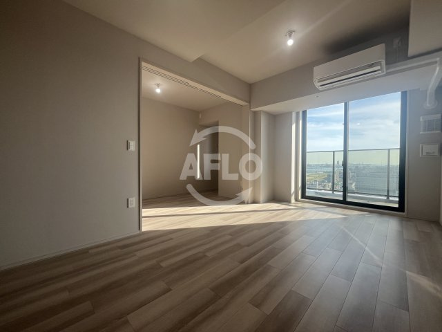ジオタワー大阪十三　十三小学校の居間・リビング|リビング