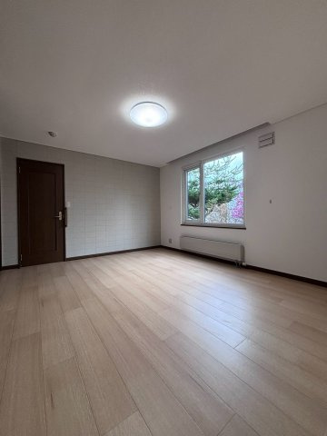 北21条東3丁目の洋室