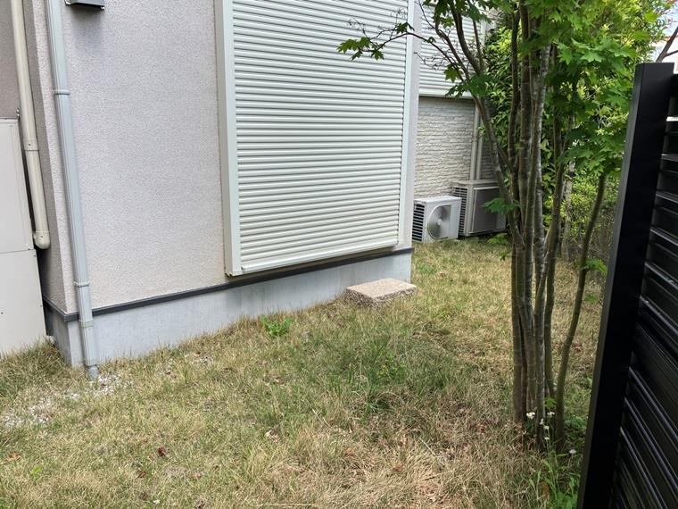 千代ヶ丘戸建の庭