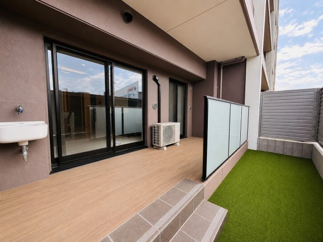 トラストネクサス生野町の庭|専用庭付きのマンション。戸建てとマンションの良いとこ取りです。ペットちゃんのお散歩にも♪