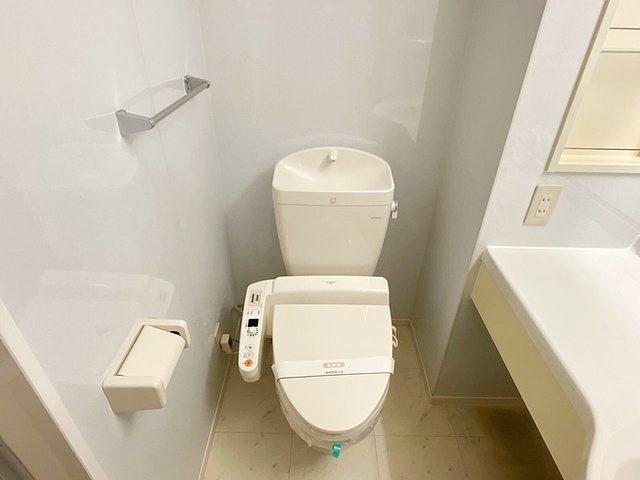 プランドールのトイレ|温水洗浄便座付きトイレです。