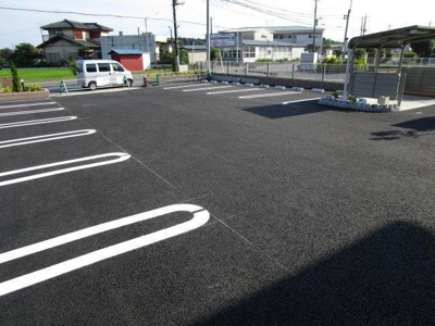 【駐車場】 | サニールーチェ　平須