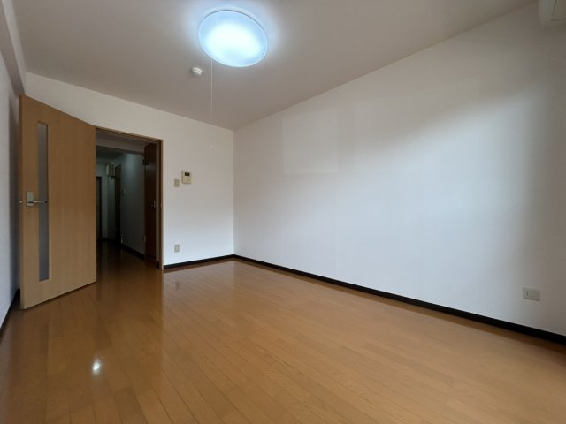 ブルーミング県央の内装