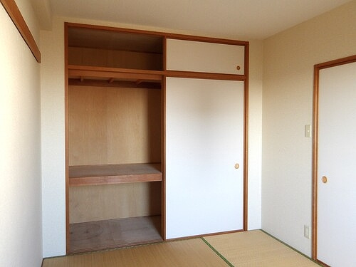 ライオンズマンション千葉グランドタワーの収納|押入（和室）　※同タイプ別部屋